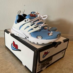 Nike x Hello Kitty Prestos in blue with print size 1 in box like new